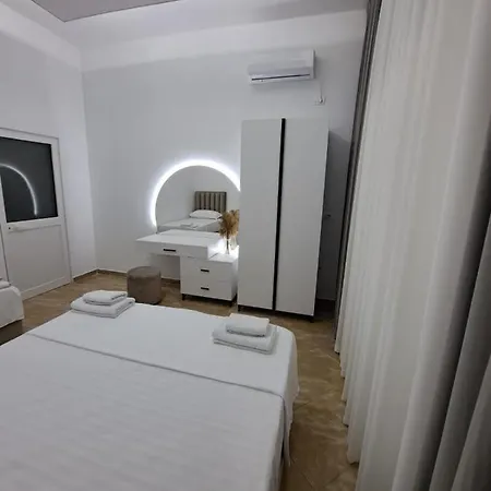 Pushimi Regis Hébergement de vacances