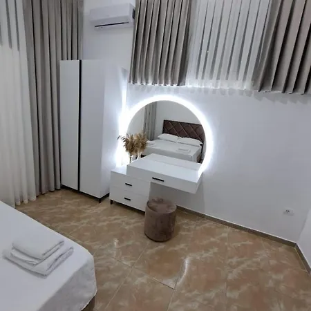Pushimi Regis Hébergement de vacances Velipojë